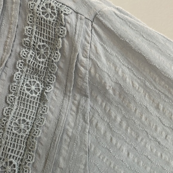 Shirt With Lace & Crochet Detail, Size S - Picture 4 of 7